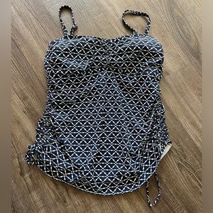 Land’s End size 12 navy white tankini top